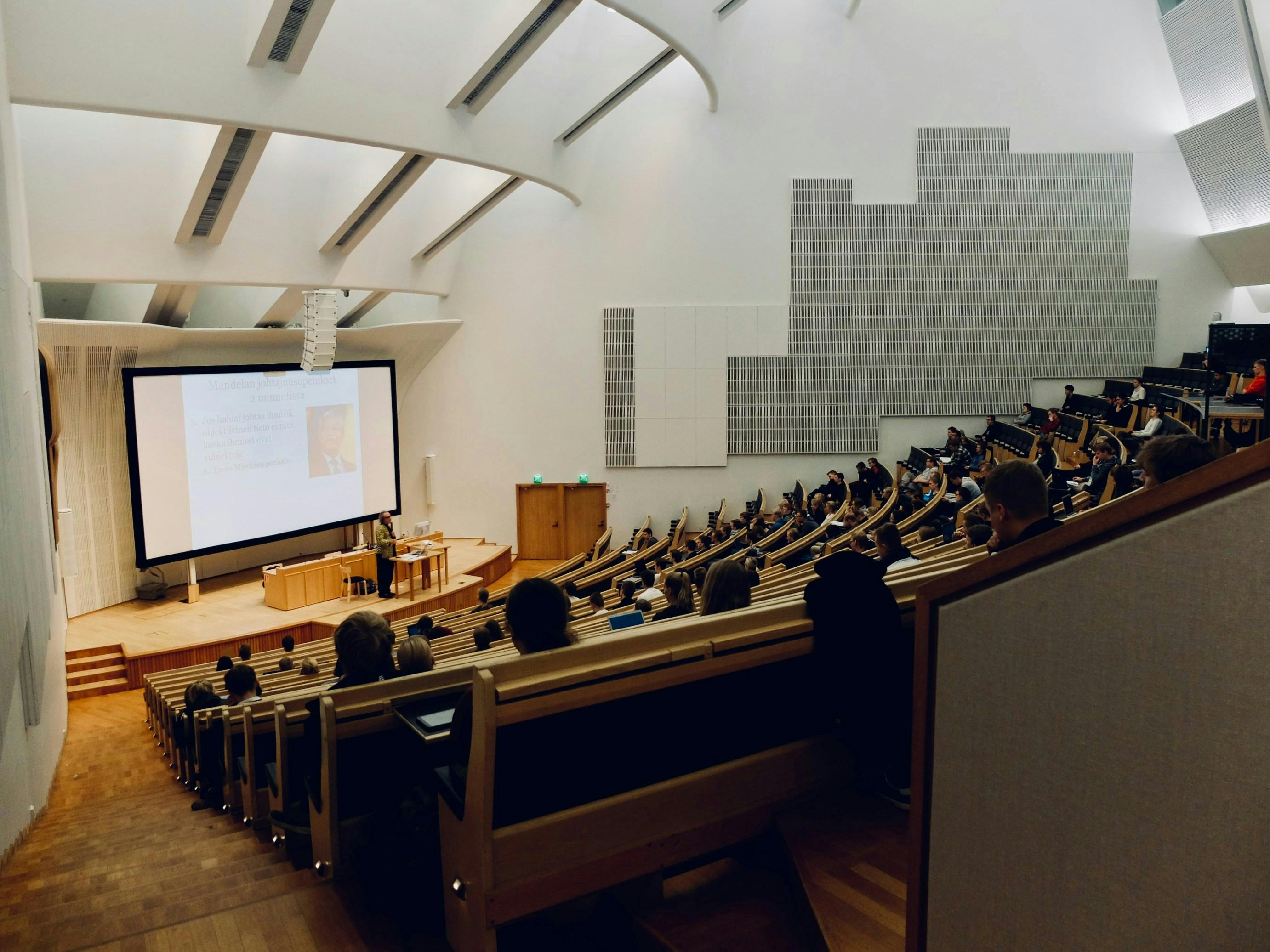 Picture of a lecture hall