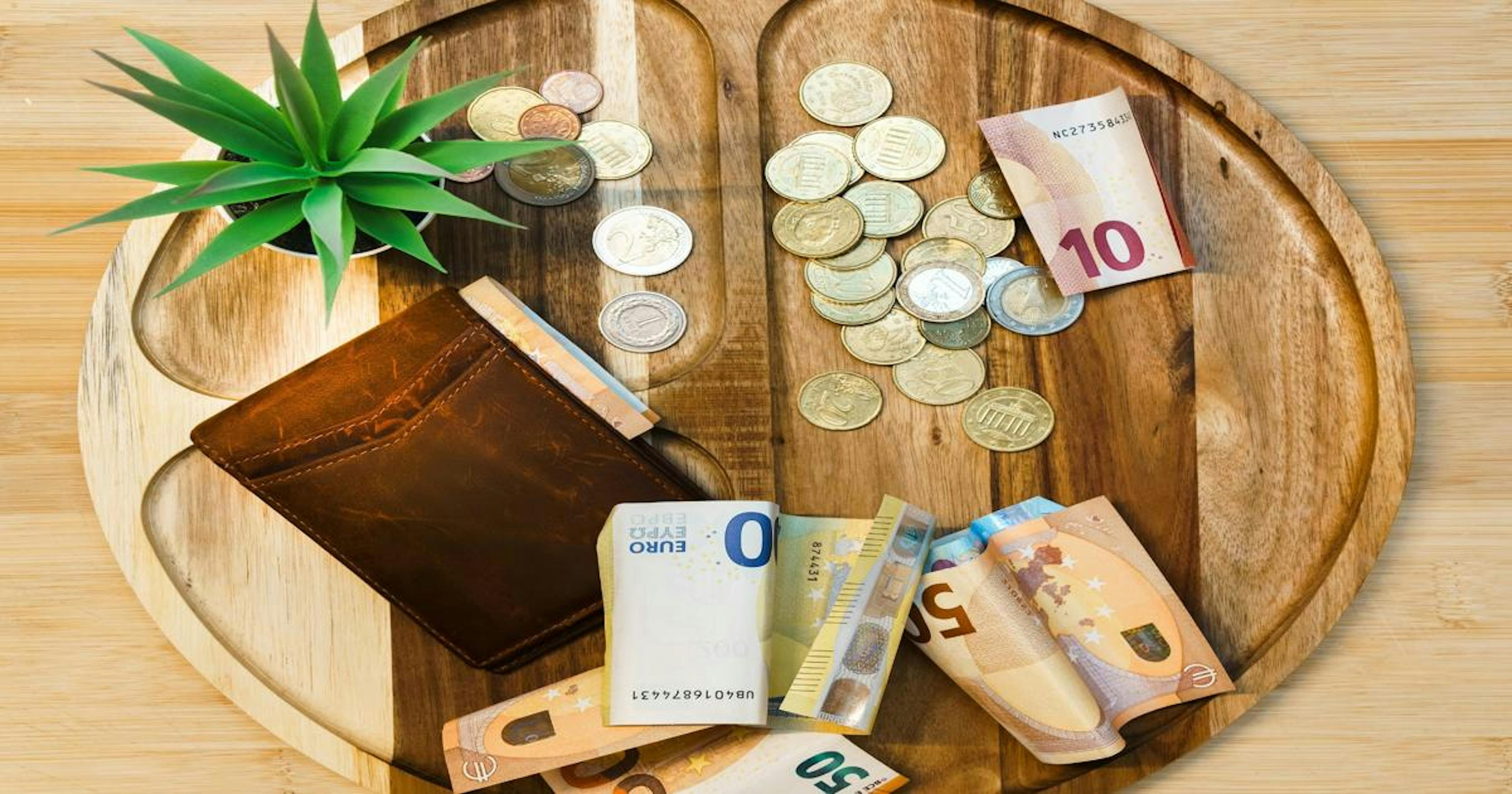 Picture of money