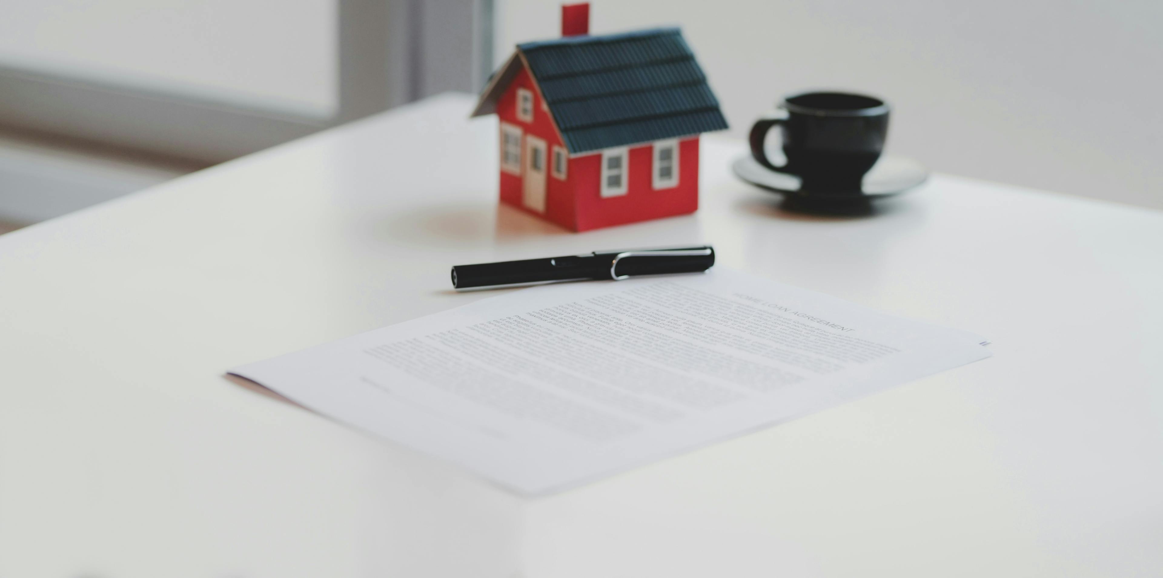 Picture of pen and paper