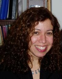 Sheila Vieira, Academic Translation Advisor II, Customer Success Coordinator, PhD, Mechanical Engineering, UNICAMP