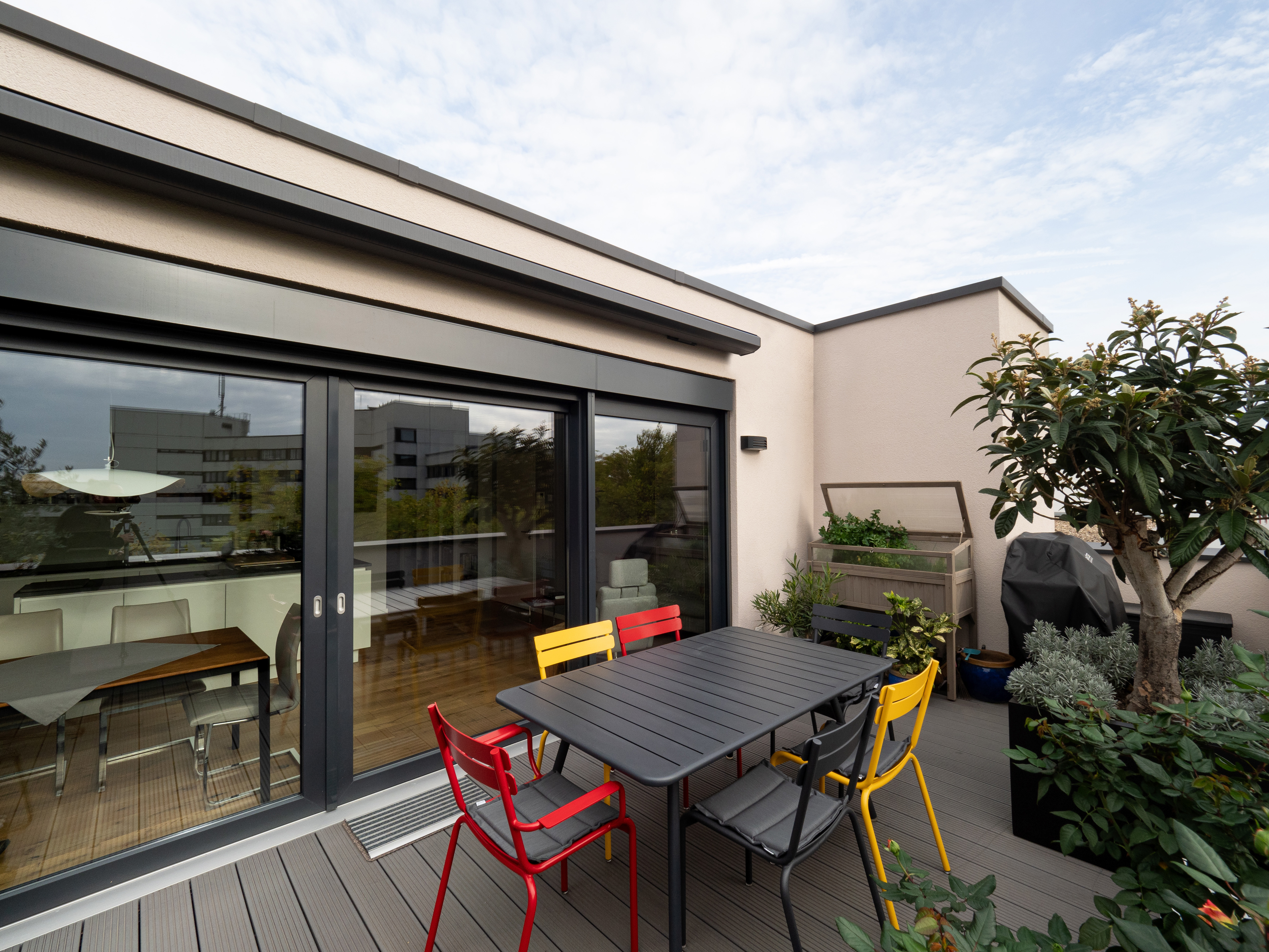 Die Dachterrasse - Neubau eines Mehrfamilienhauses in Siegburg.
