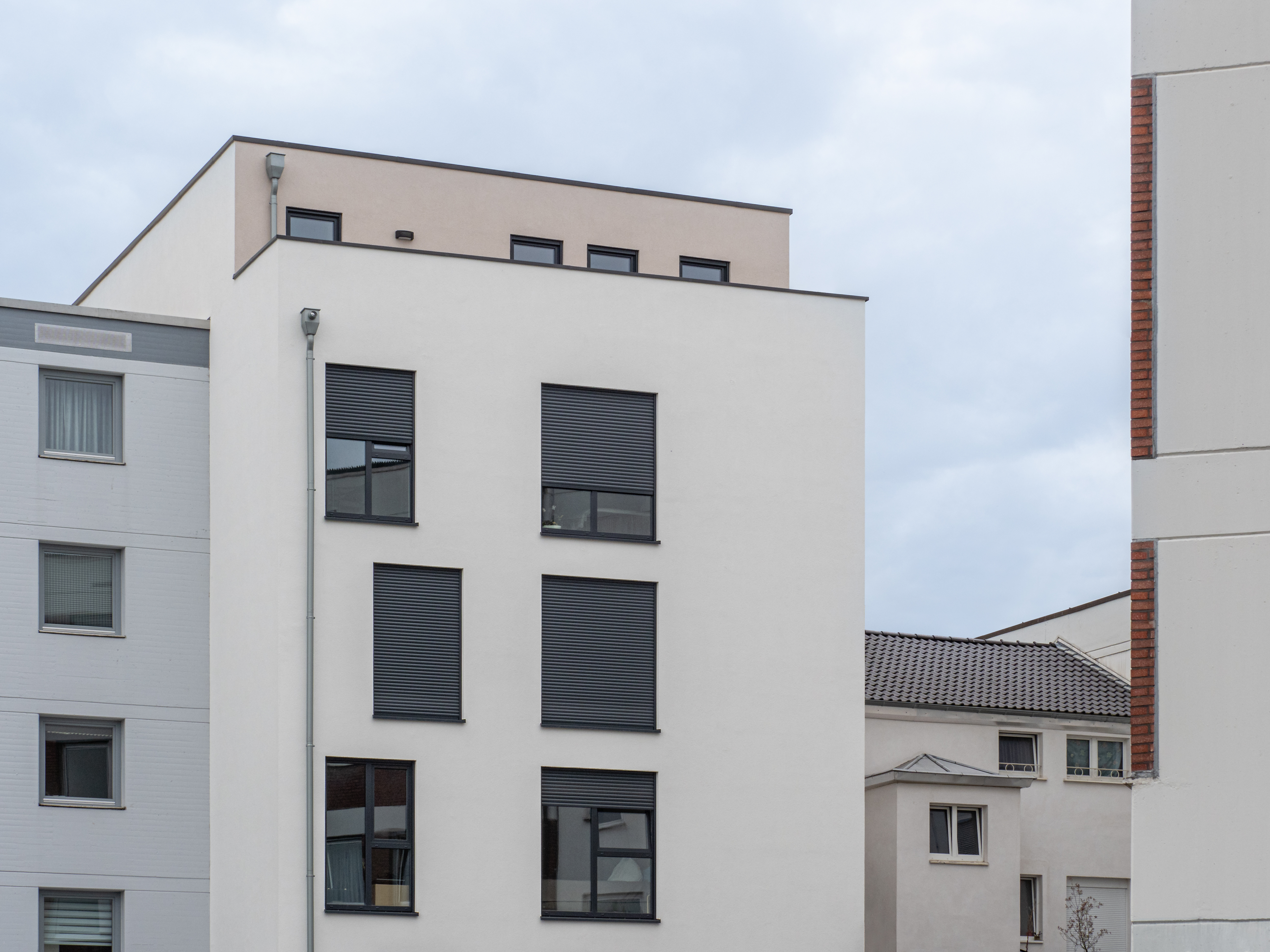 Die rückseitige Ansicht - Neubau eines Mehrfamilienhauses in Siegburg.