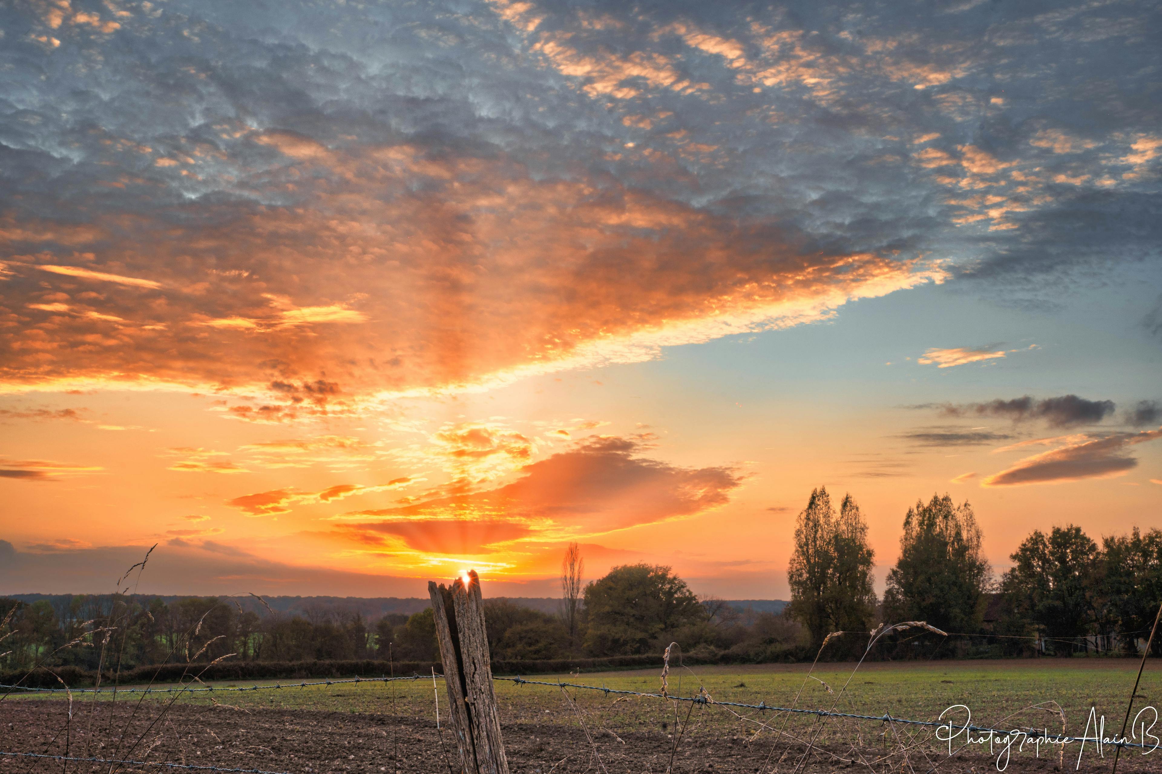 Coucher de soleil, Bourgogne