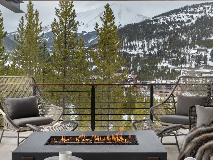 Stunning Outdoor Spaces Exterior Heights image