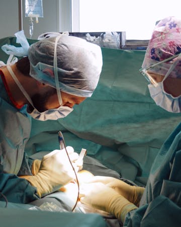 Chirurgie des mamelons invaginés ou ombiliqués par le Dr. Mertens à la Clinique Trenel Lyon Vienne