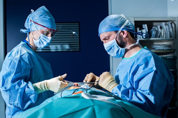 Dr Alexandre mertens chirurgie des seins lyon