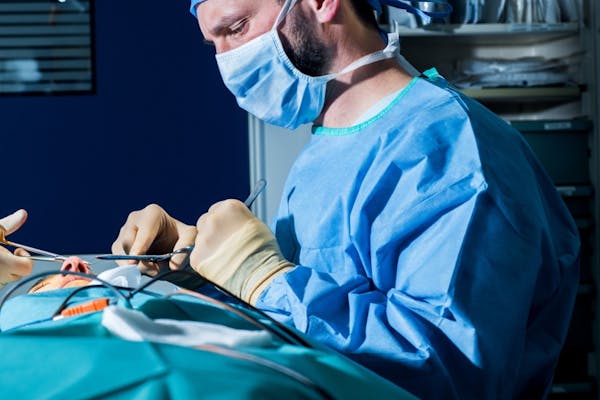 Dr Alexandre mertens chirurgie des seins lyon