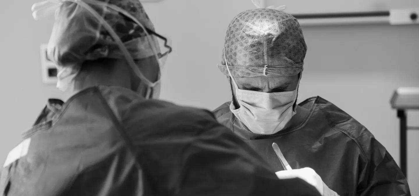 les différentes voies de pose de prothèses mammaires | Dr. Mertens