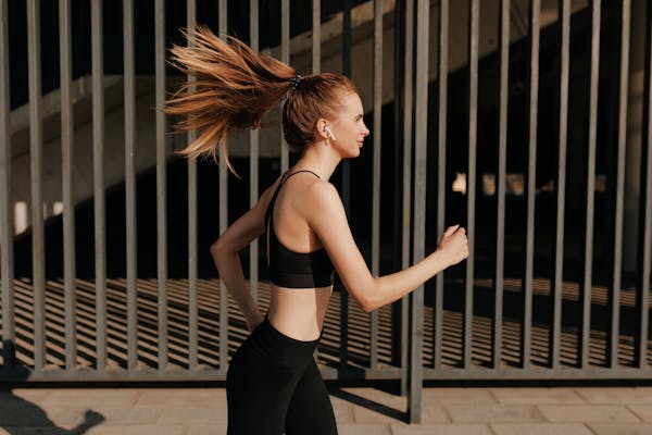 Les implants mammaires n'empêchent pas la pratique du sport ou des activités physiques.