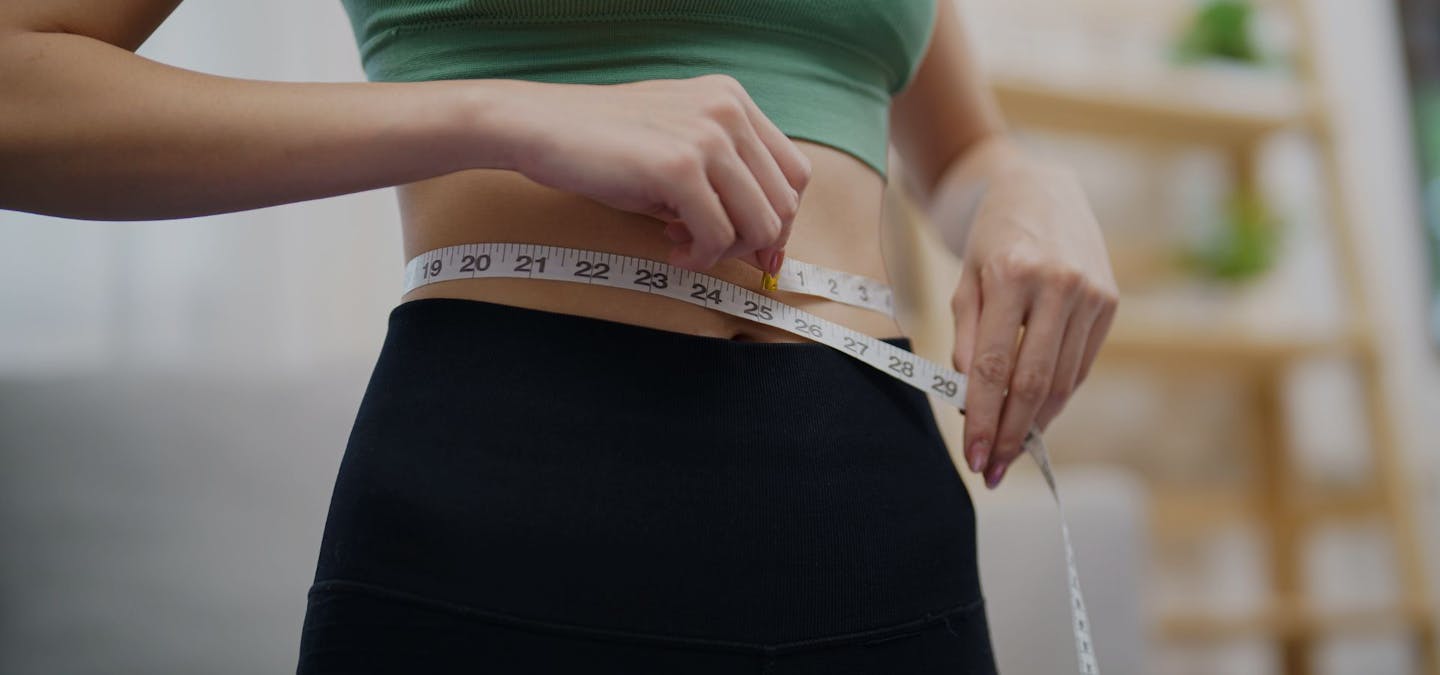 Perte de poids importante : Quelles sont les conséquences sur les seins et la silhouette ?