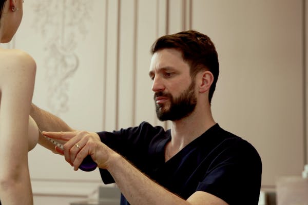 Taille de poitrine consultation