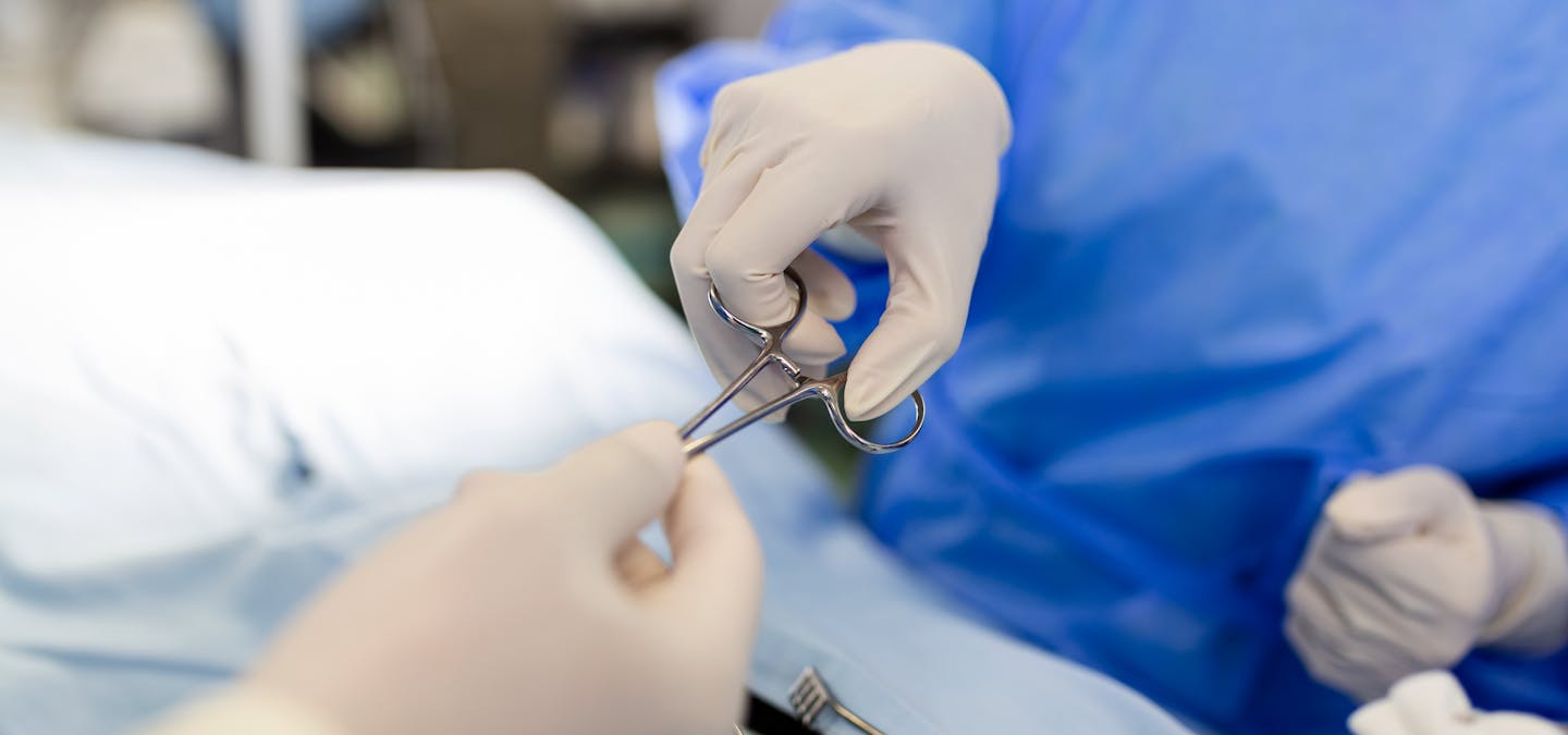 augmentation mammaire en Dual Plane | Dr. Alexandre Mertens