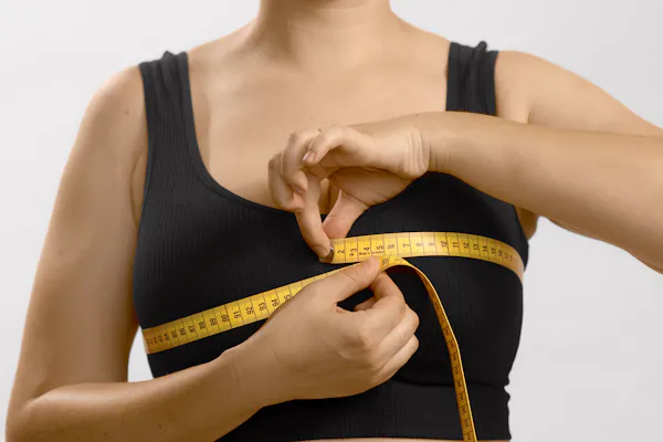 seins asymétriques : les 7 causes