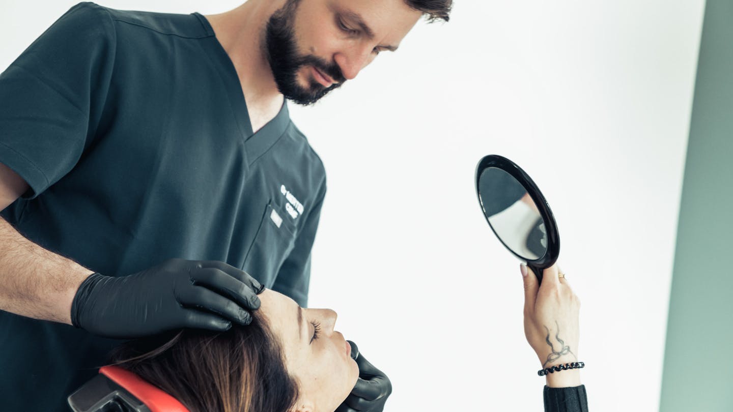 injection pour traiter les rides sous les yeux