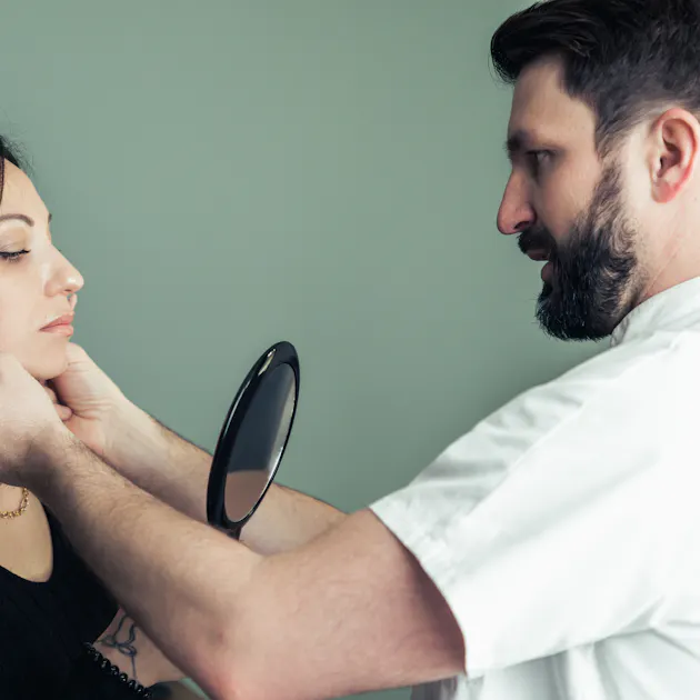 Blépharoplastie supérieure à Lyon et Vienne