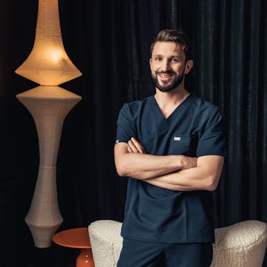 Photo instagram portrait du Dr. Alexandre Mertens