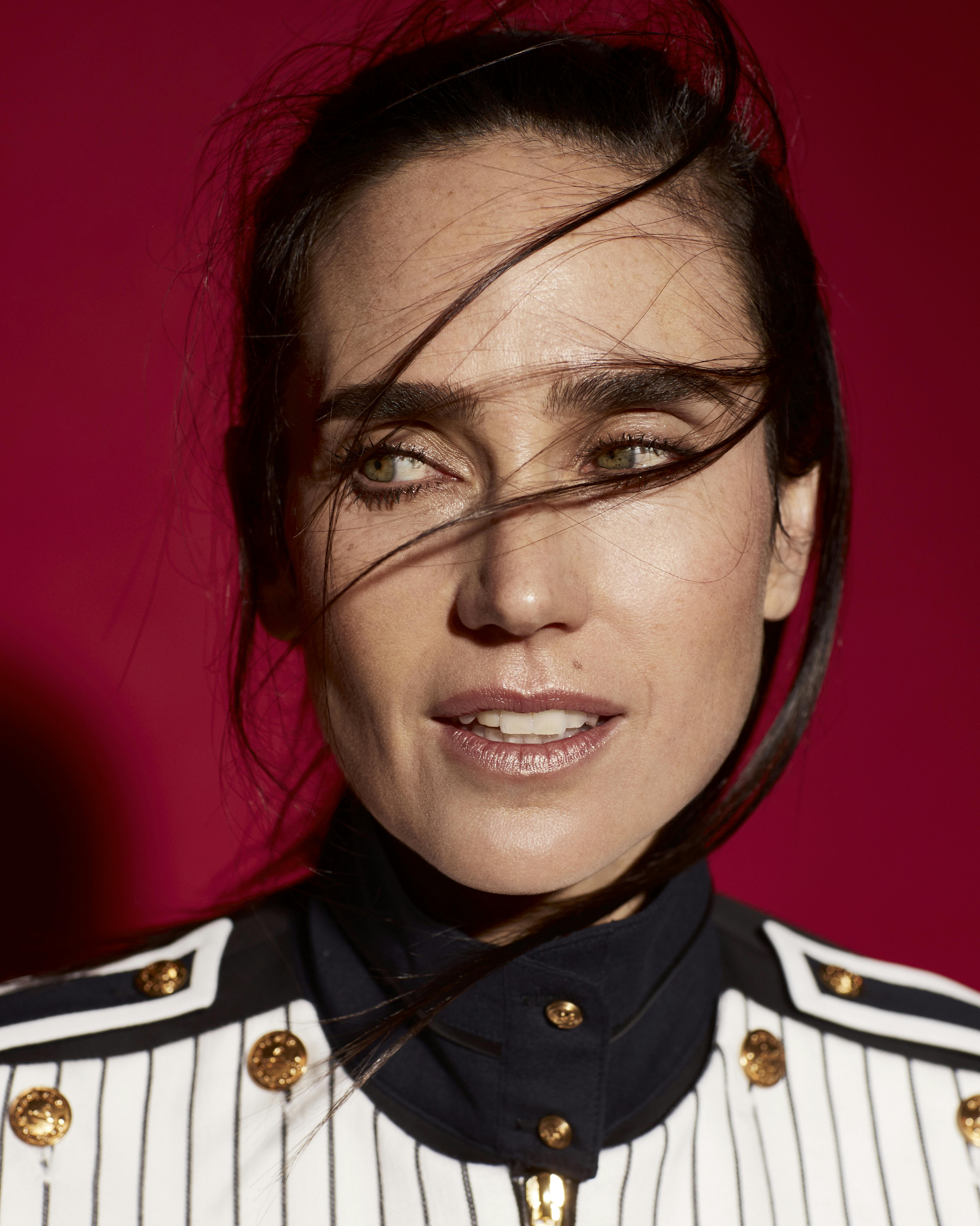 Jennifer Connelly Amazing Magazine