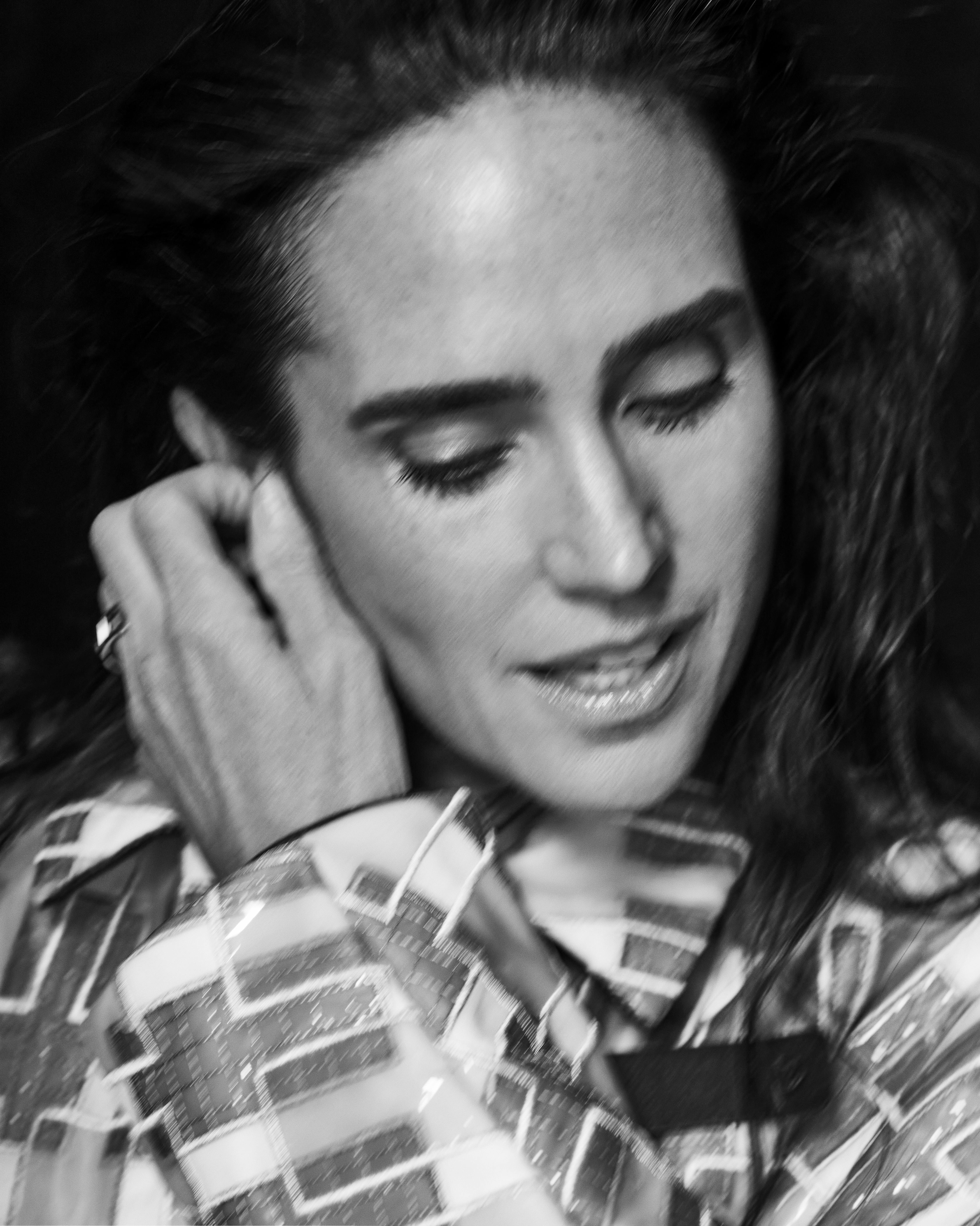 Jennifer Connelly Amazing Magazine