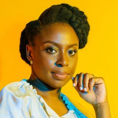 Chimamanda Ngozi Adhichie headshot