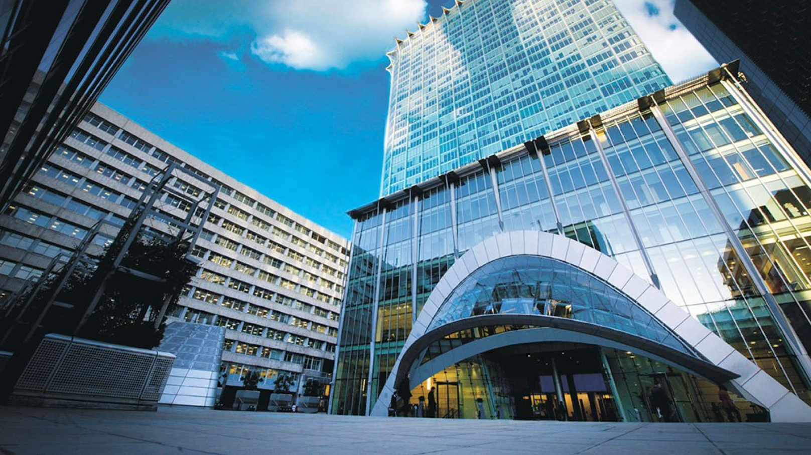 Front of the United Trust Bank offices