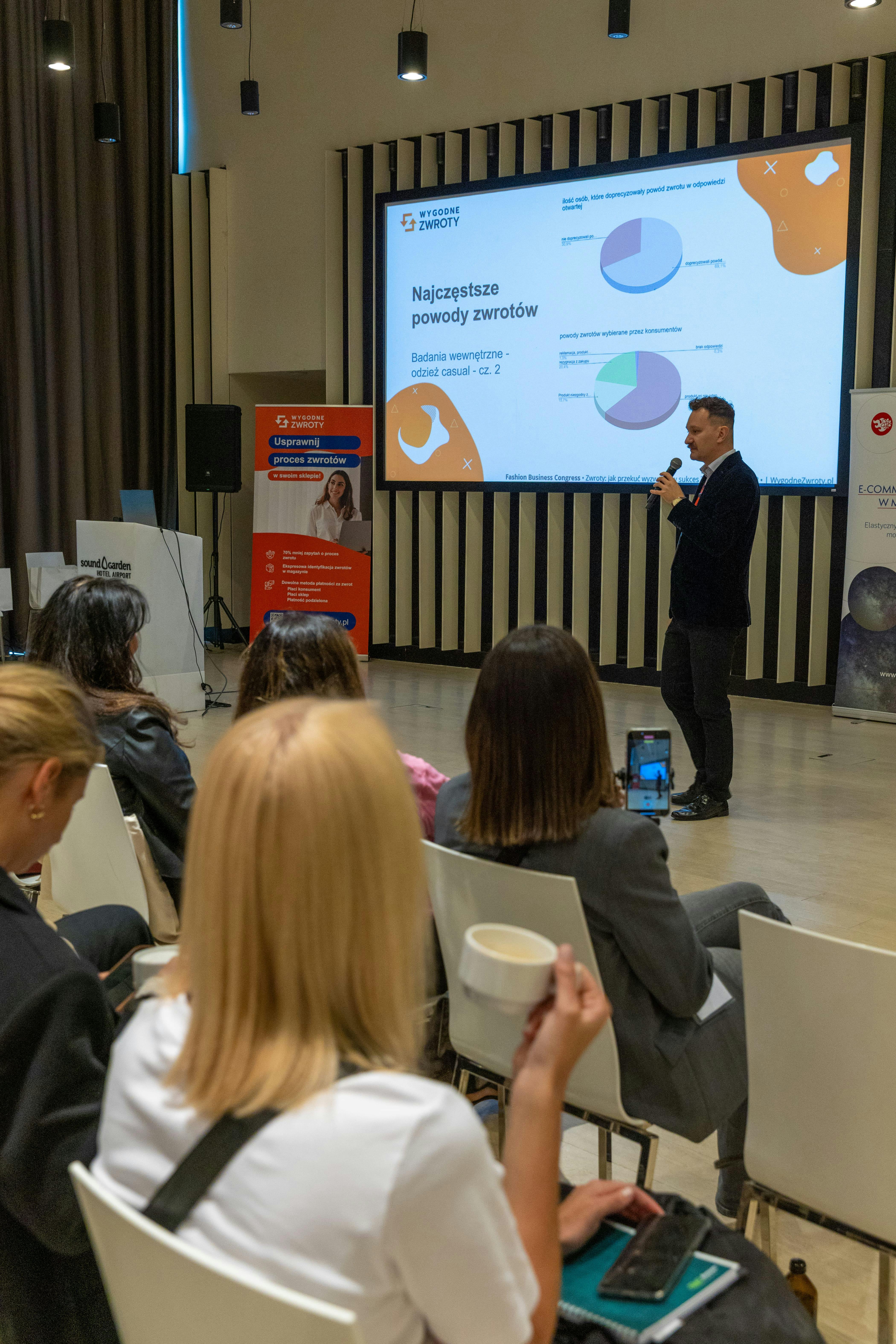 Fashion-Business-Congress-2025-Wygodne-Zwroty-prezentacja-3