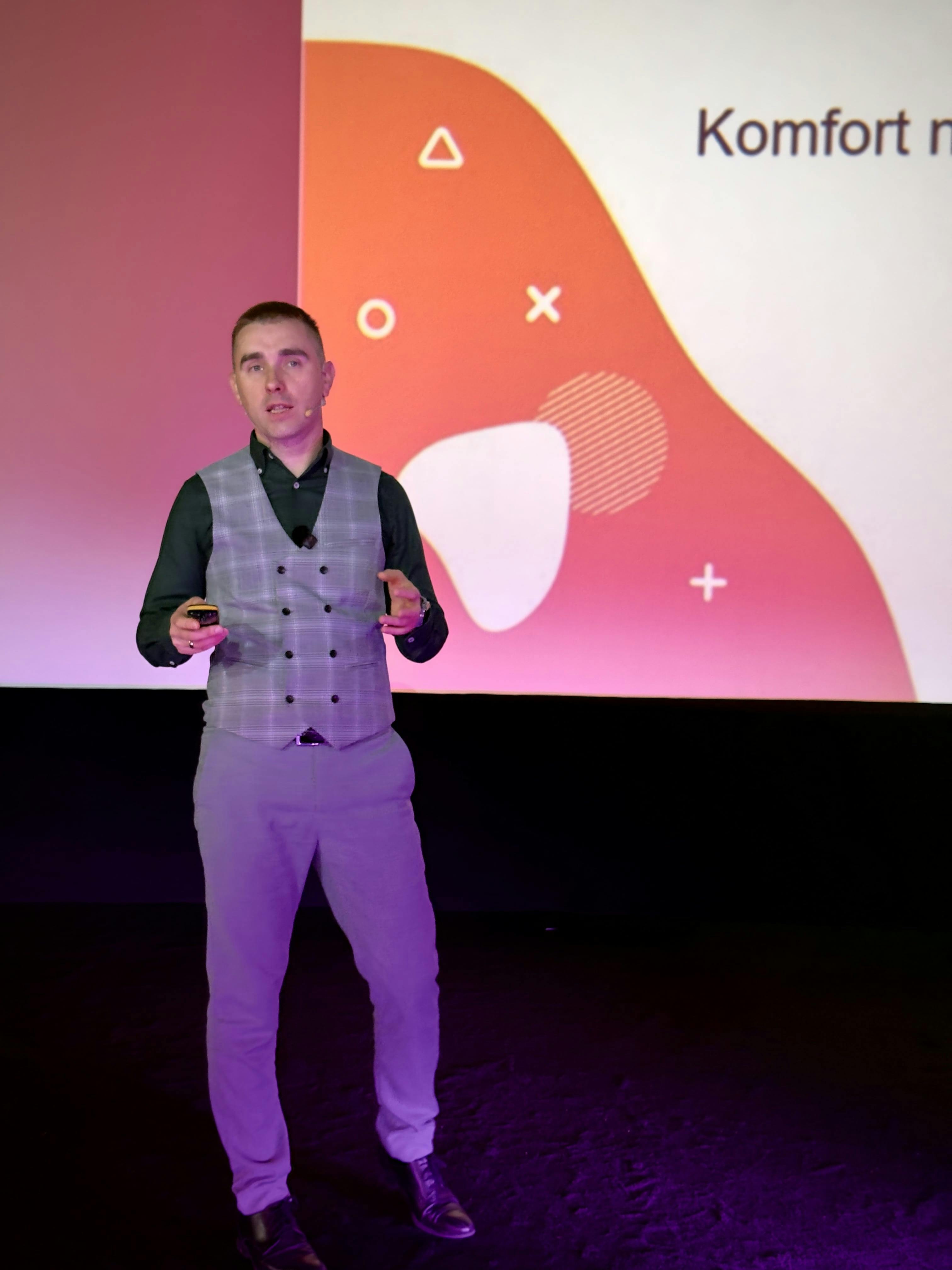 Wygodne Zwroty na e-commerce.pl Event 4.0 - CEO, Krzysztof Kukla, prelekcja-3