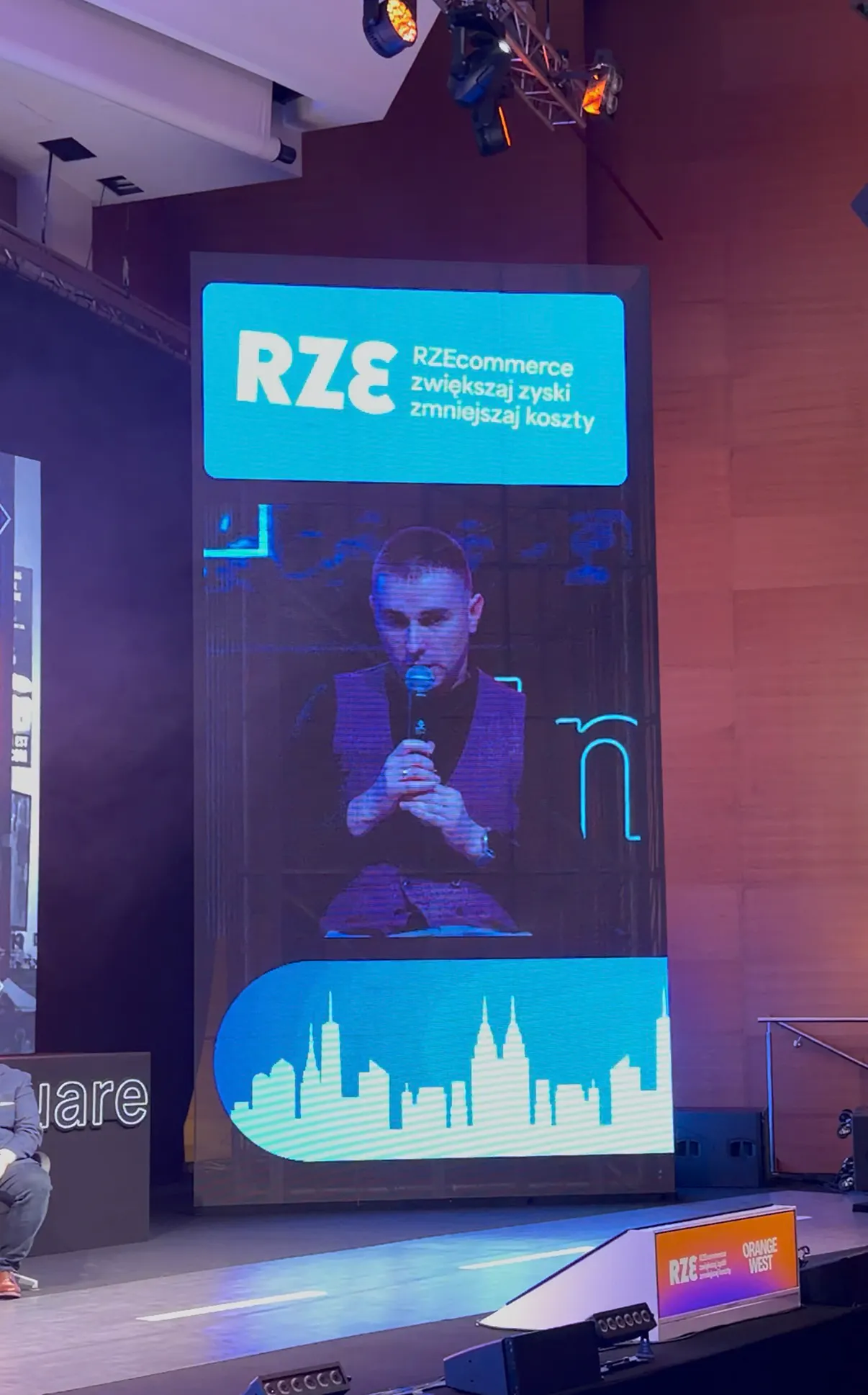 Wygodne Zwroty na RZECommerce 2026 - udział w dyskusji panelowej (2)