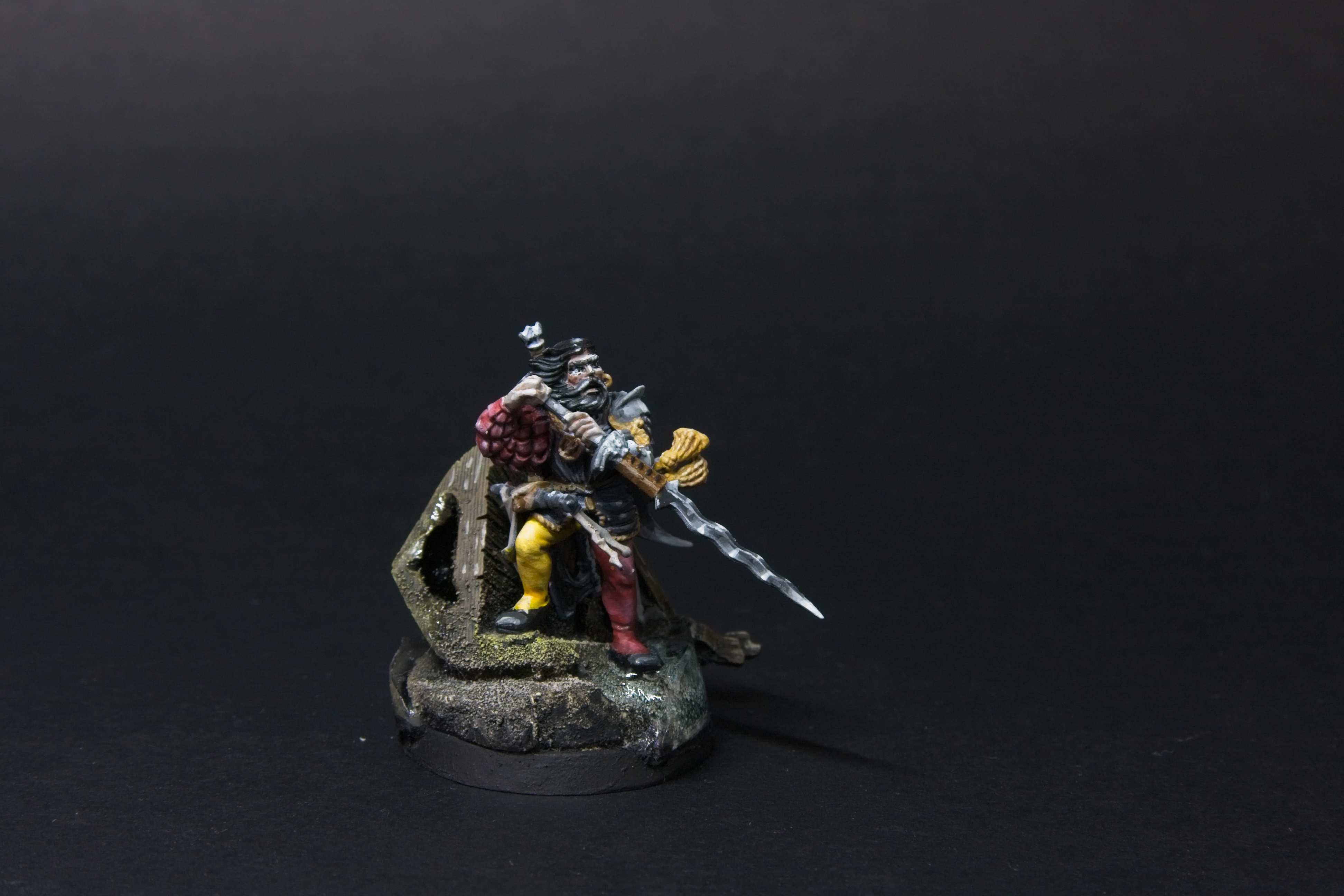 Kurt with a zweihander standing on a boat split in half.