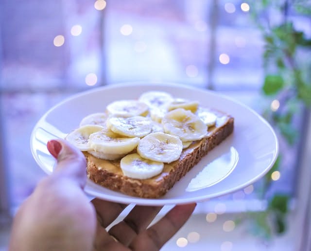 banana and nut butter on toast