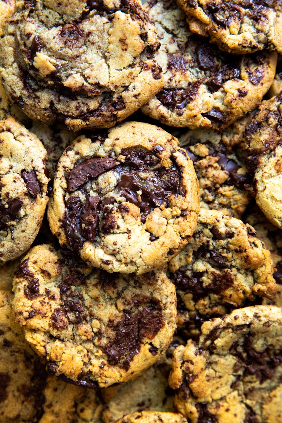 chocolate chip cookies