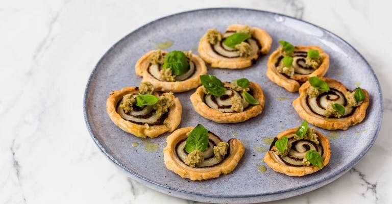 mushroom canapes 