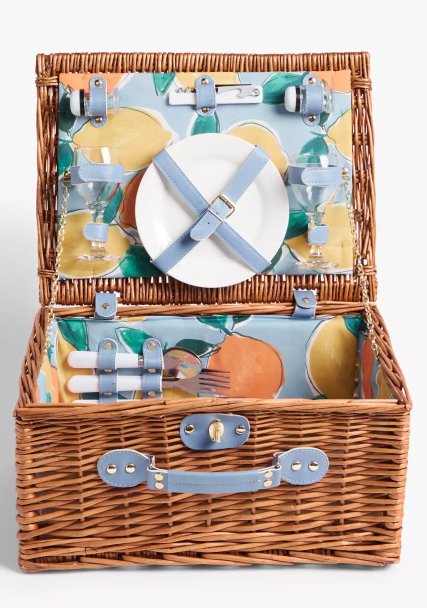 picnic hamper