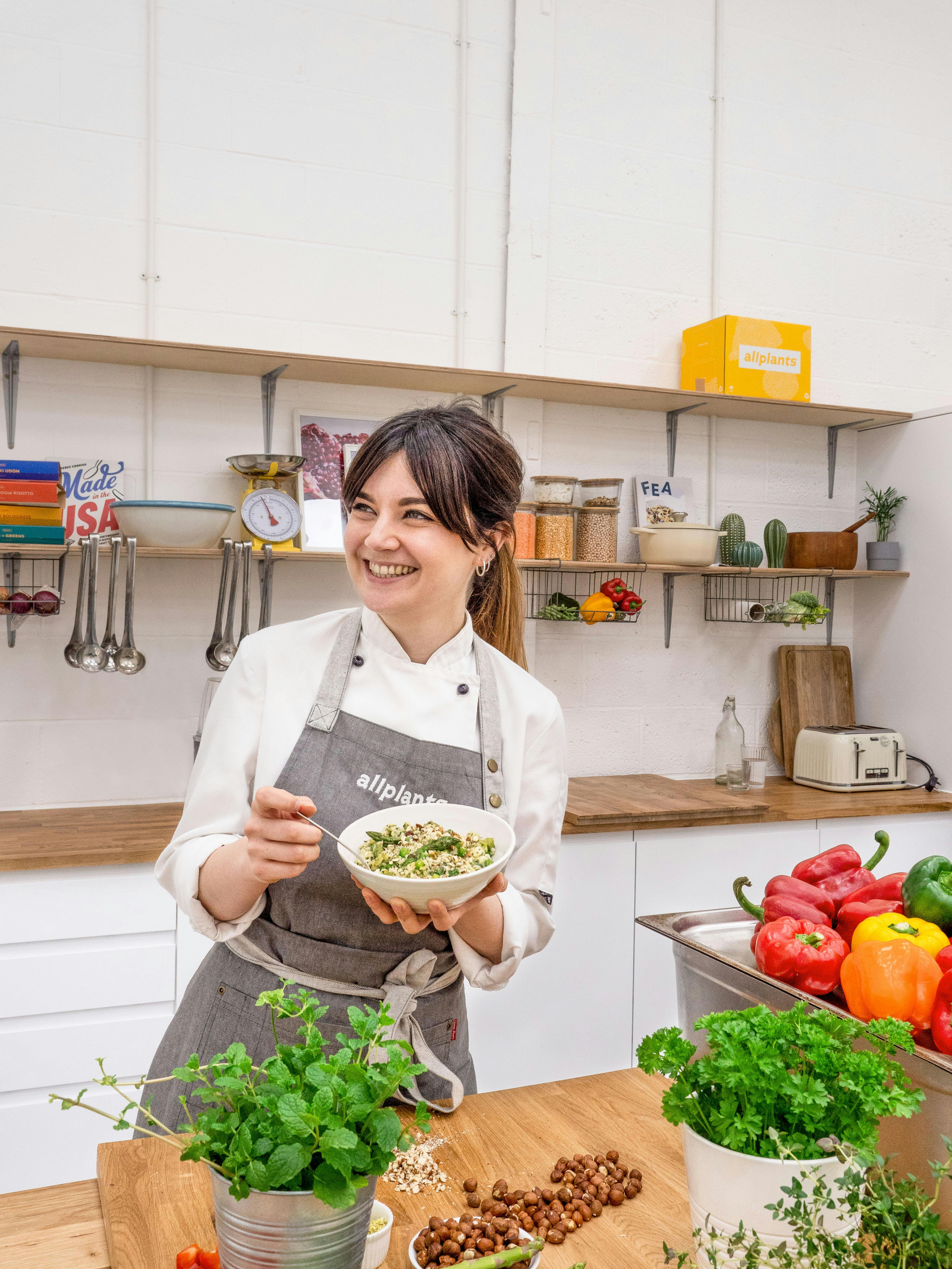 Flo in the allplants kitchen