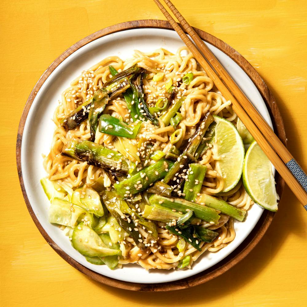 Charred Spring Onion and Sesame Noodles -image