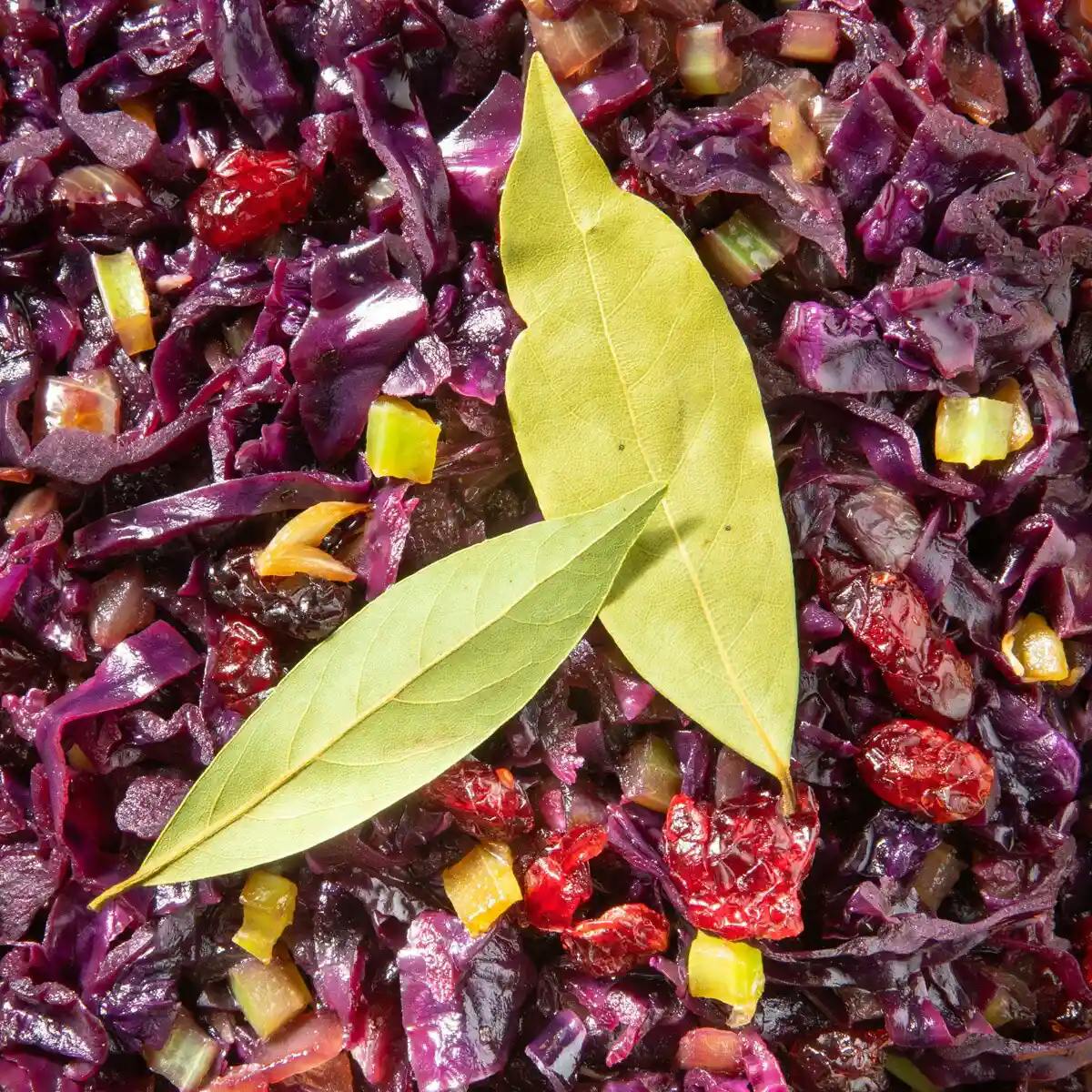 Spiced red cabbage macro