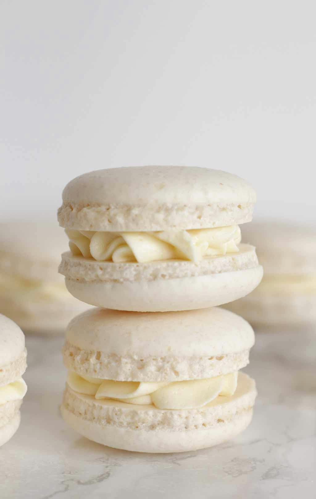 vegan white macarons