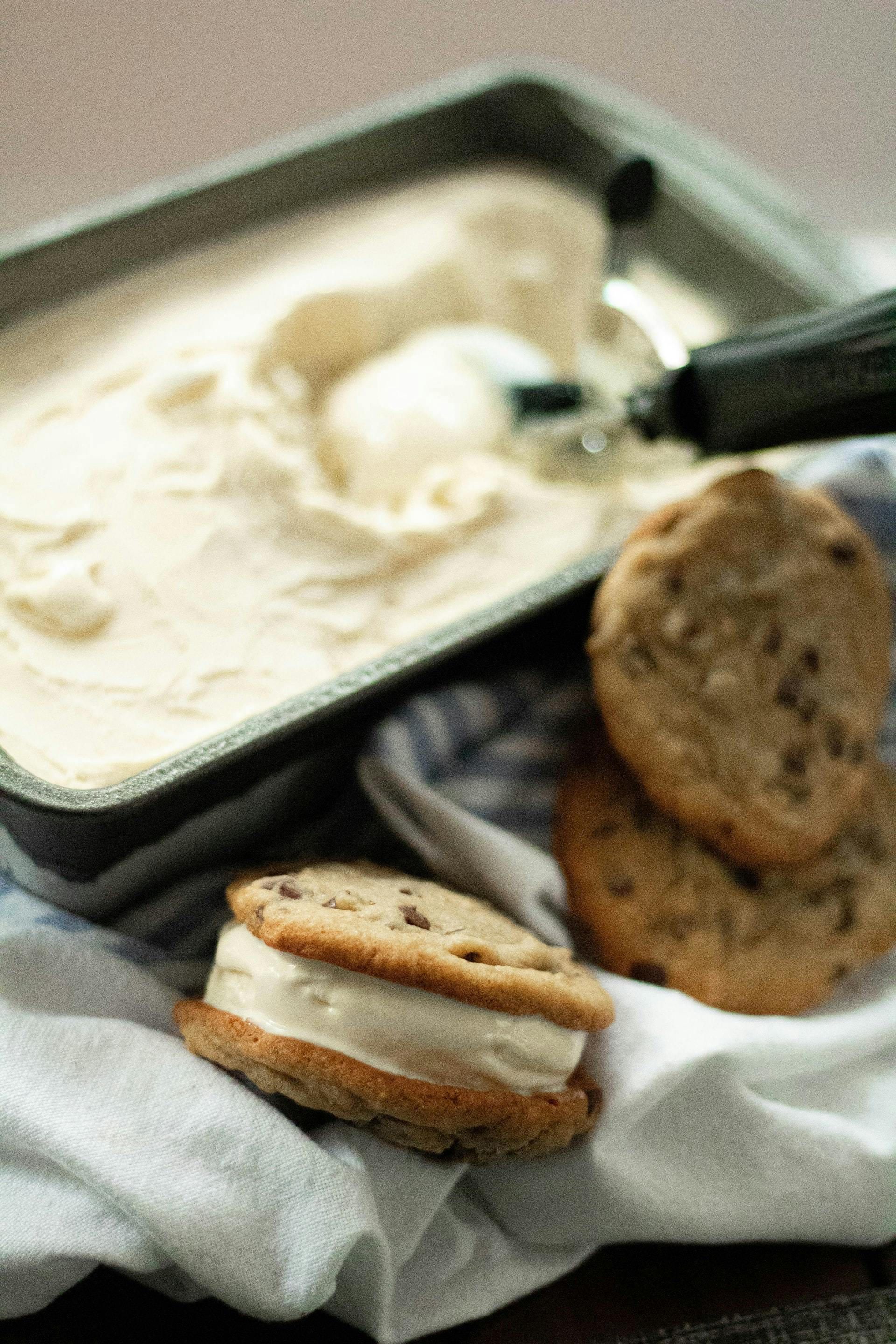 cookie ice cream sandwich