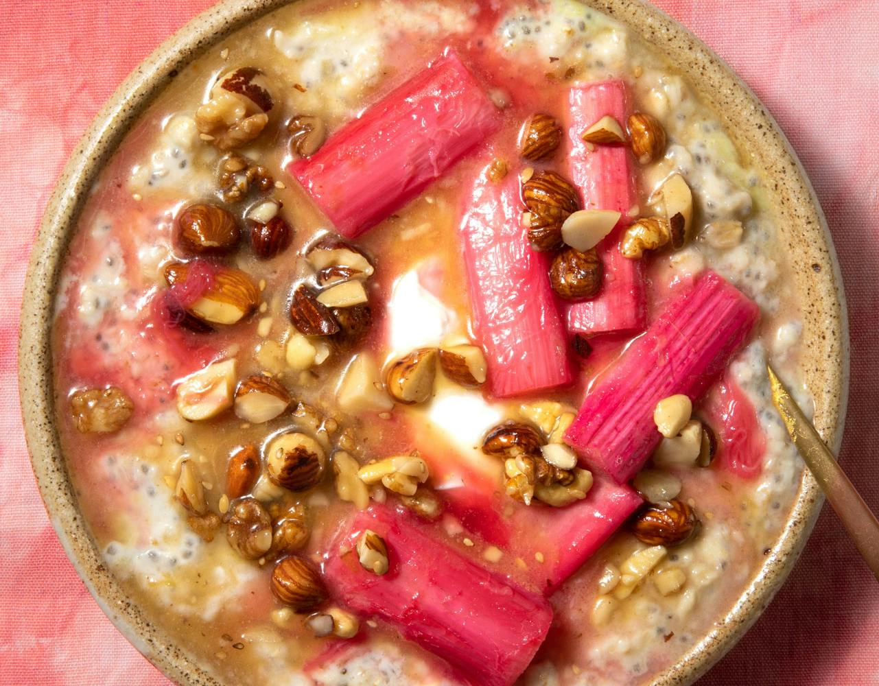 rhubard pudding in bowl