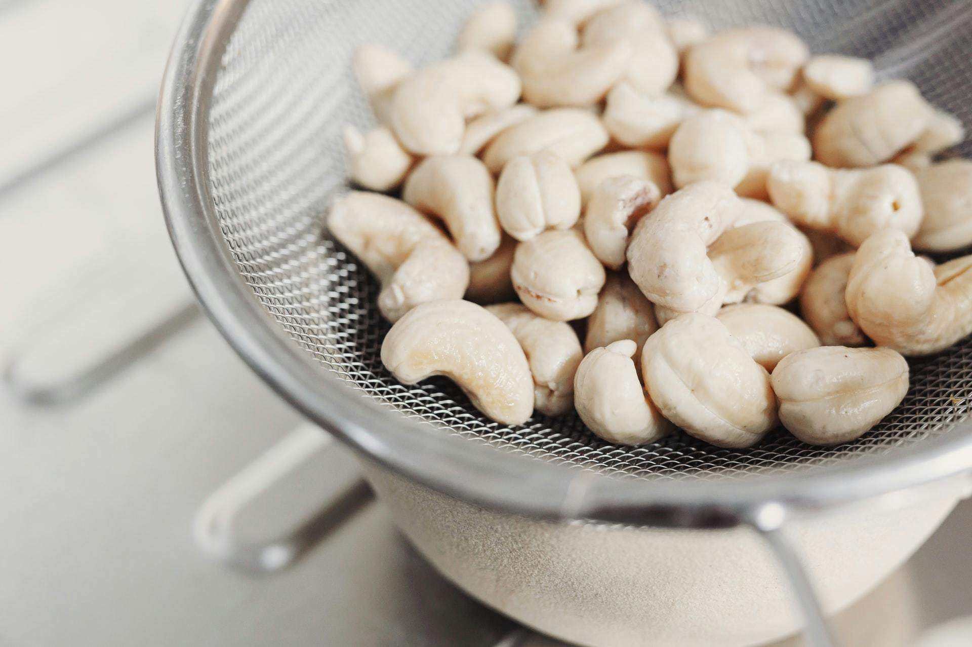 cashews draining