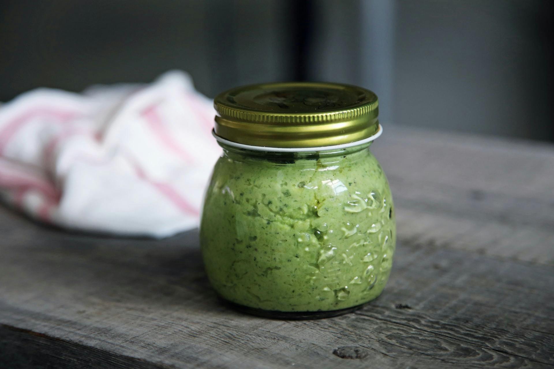 jar of mushy peas