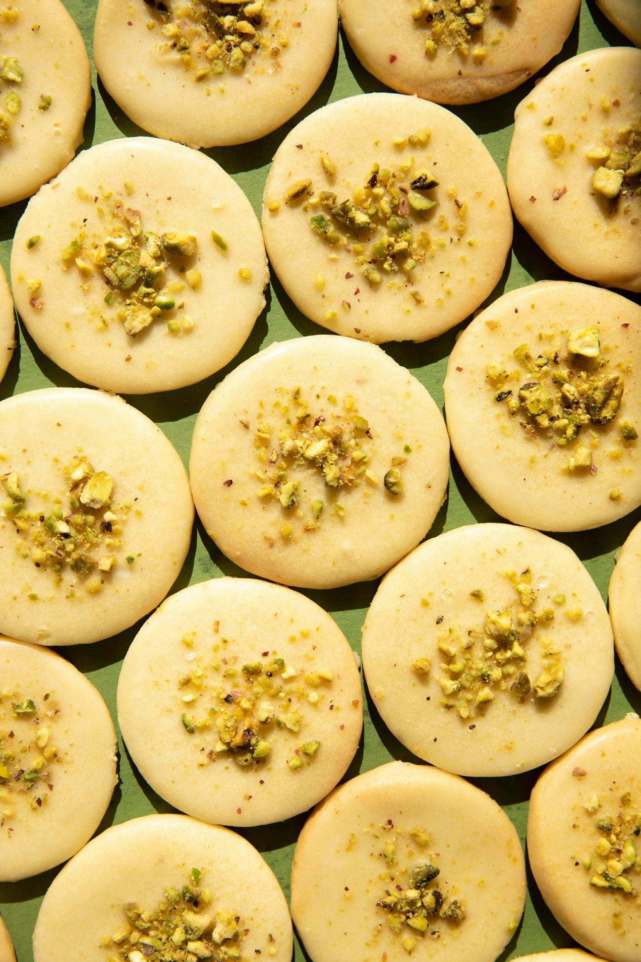 lemon and pistachio biscuits