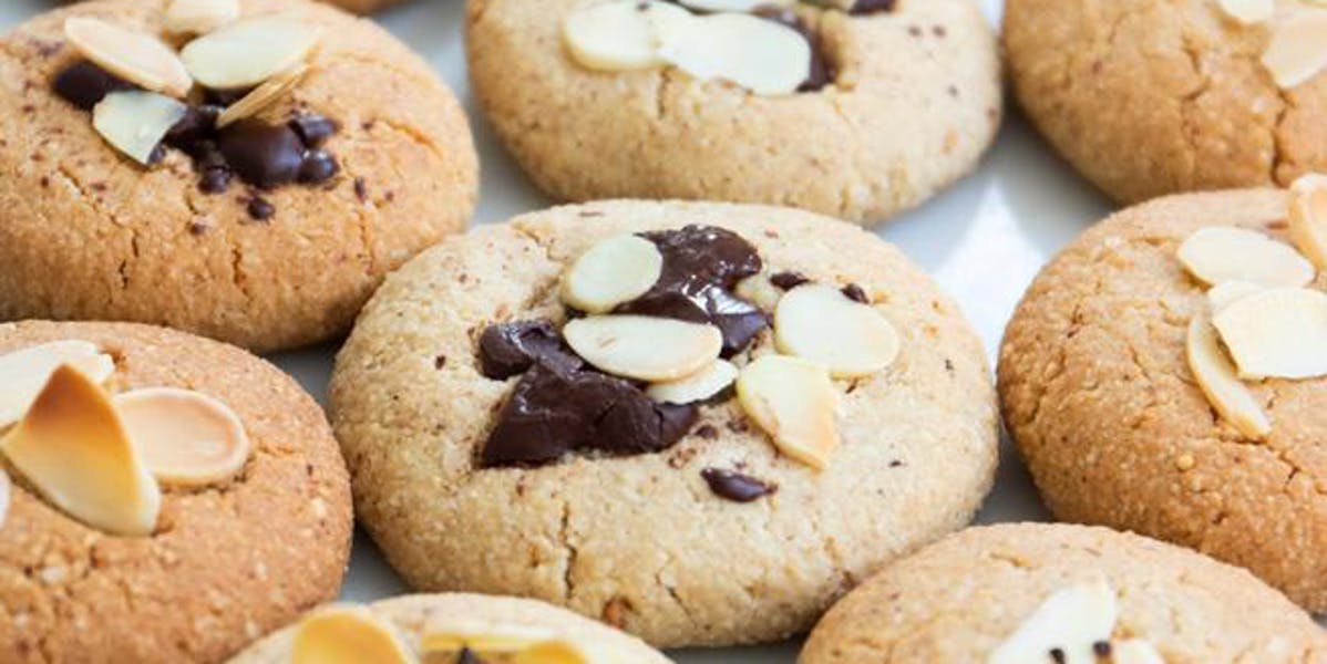 almond cookies