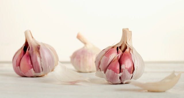 Garlic Powder: How Much Equals One Clove, and More