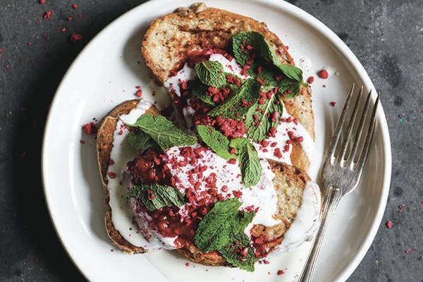 french toast with raspberries