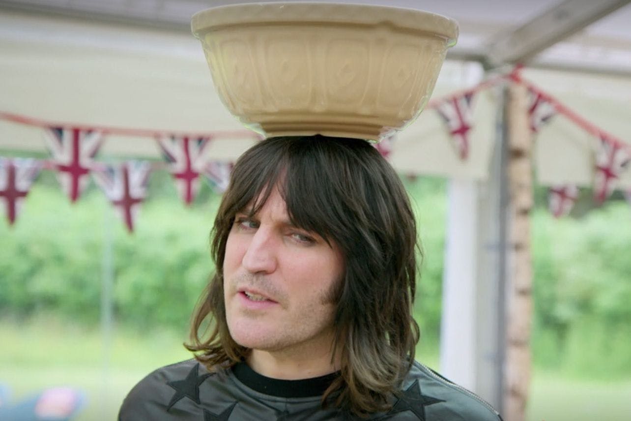 noeel with a bowl on his head