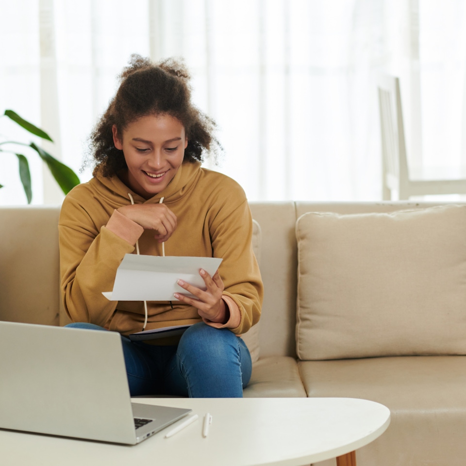 Hvor lang tid tar det før jeg får kredittkortet?