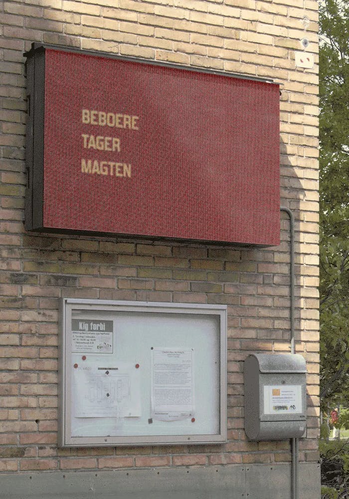Display med tekst "Beboerne tager magten"