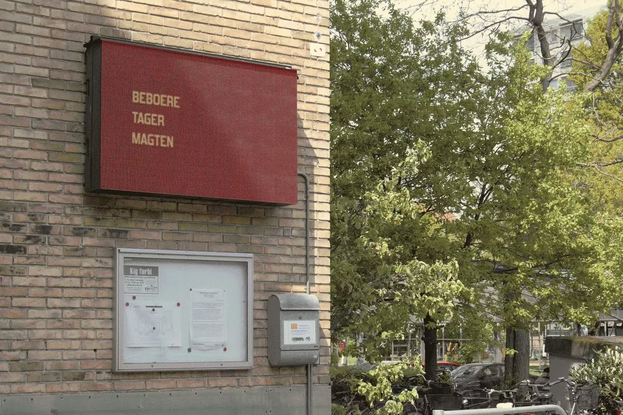 Beboerne tager magten