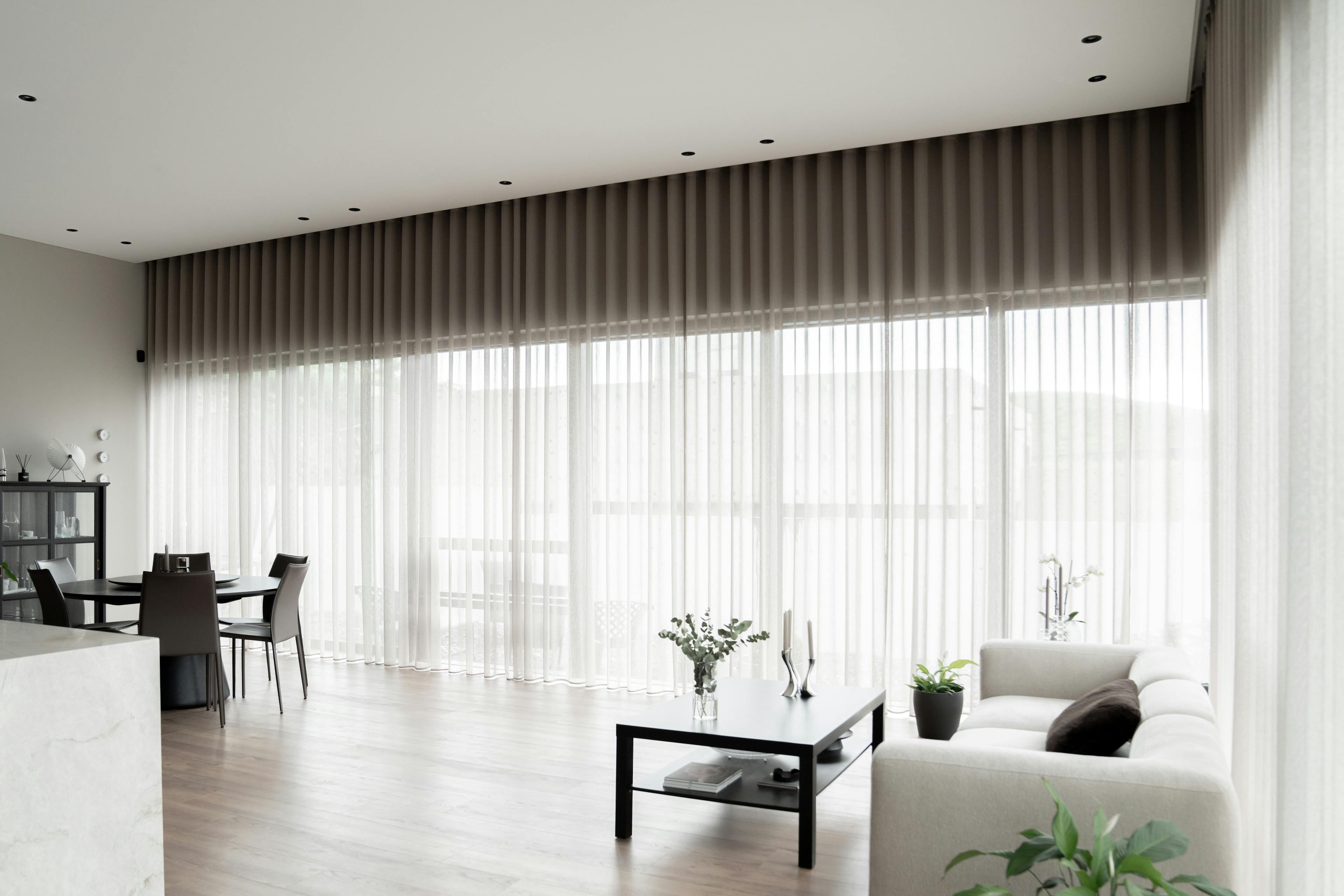 Þunn efni – Decade litur 221384 Biscuit