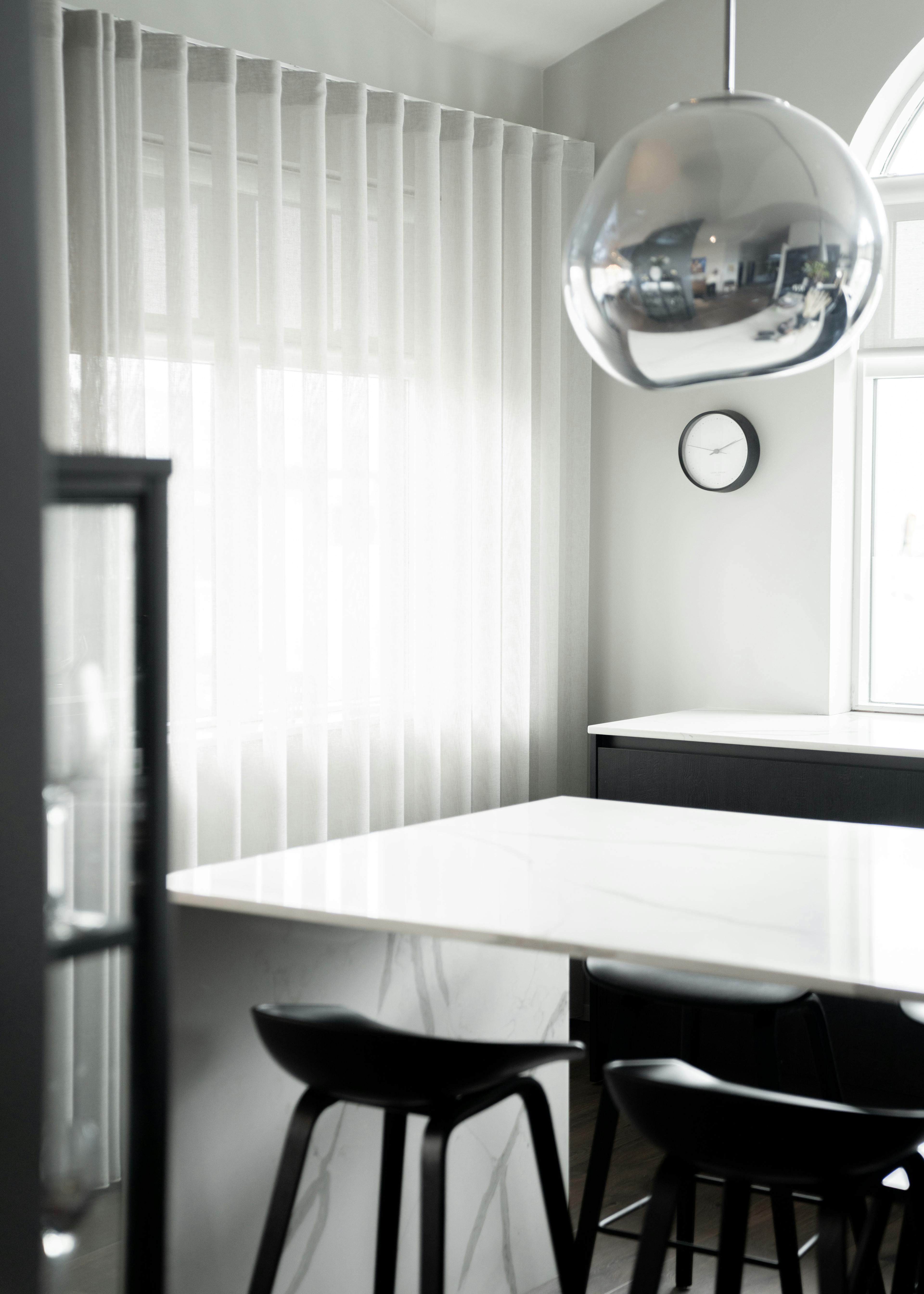 Þunn efni – Ljósgrátt hörlíki